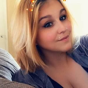 Meet your Posher, Em